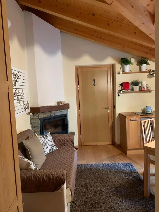 Chalet Nocciolini Temù Italia